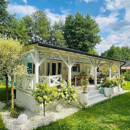 Domek Holenderski Hampton Dominice Экстерьер фото